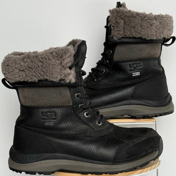 UGG Women's Adirondack III Boot Wool Insulation Womens Size 7 Black - Picture 1 of 9